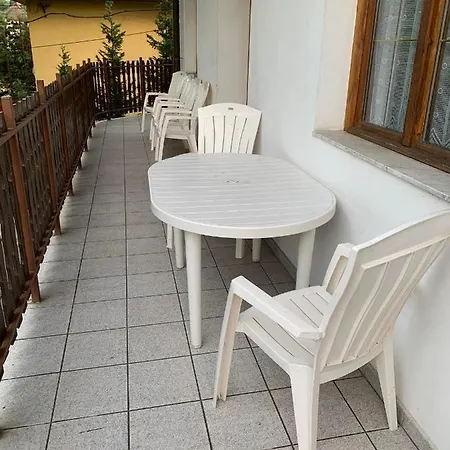 公寓 White House Apartman