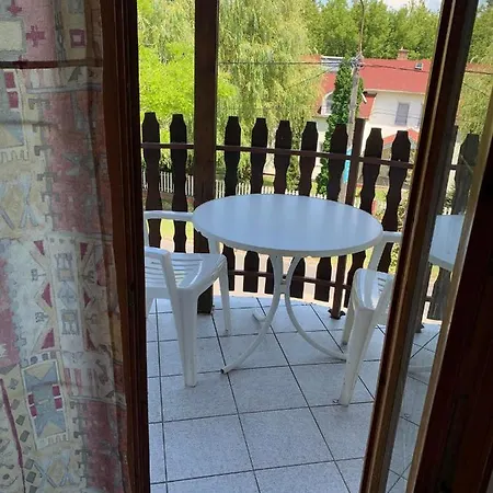 Apartment White House Apartman Zamardi